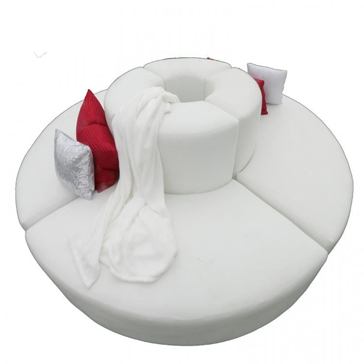 Mondrian - Circular Couch - Black Mondrian - Circular Couch - Black
