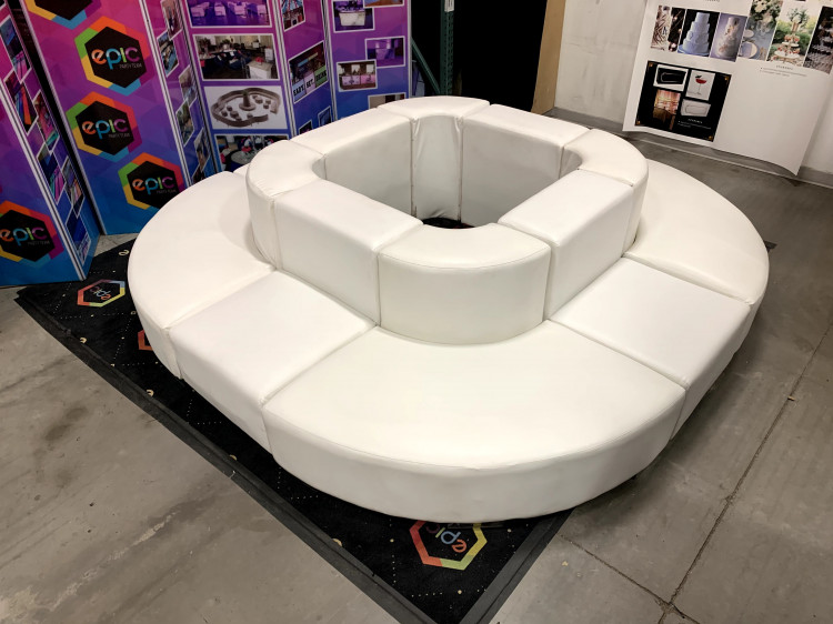 Mondrian - Circular Couch XL - White Mondrian - Circular Couch XL - White
