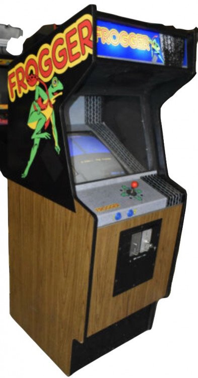 Frogger Arcade Game - Epic Party Team