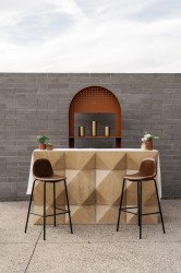 Bar - Willow Bar - Natural Finish