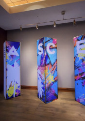 8ft Glowing Column / White Inserts